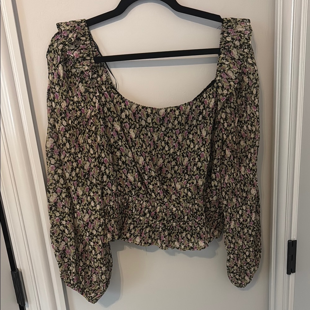 ASTR Floral Blouse